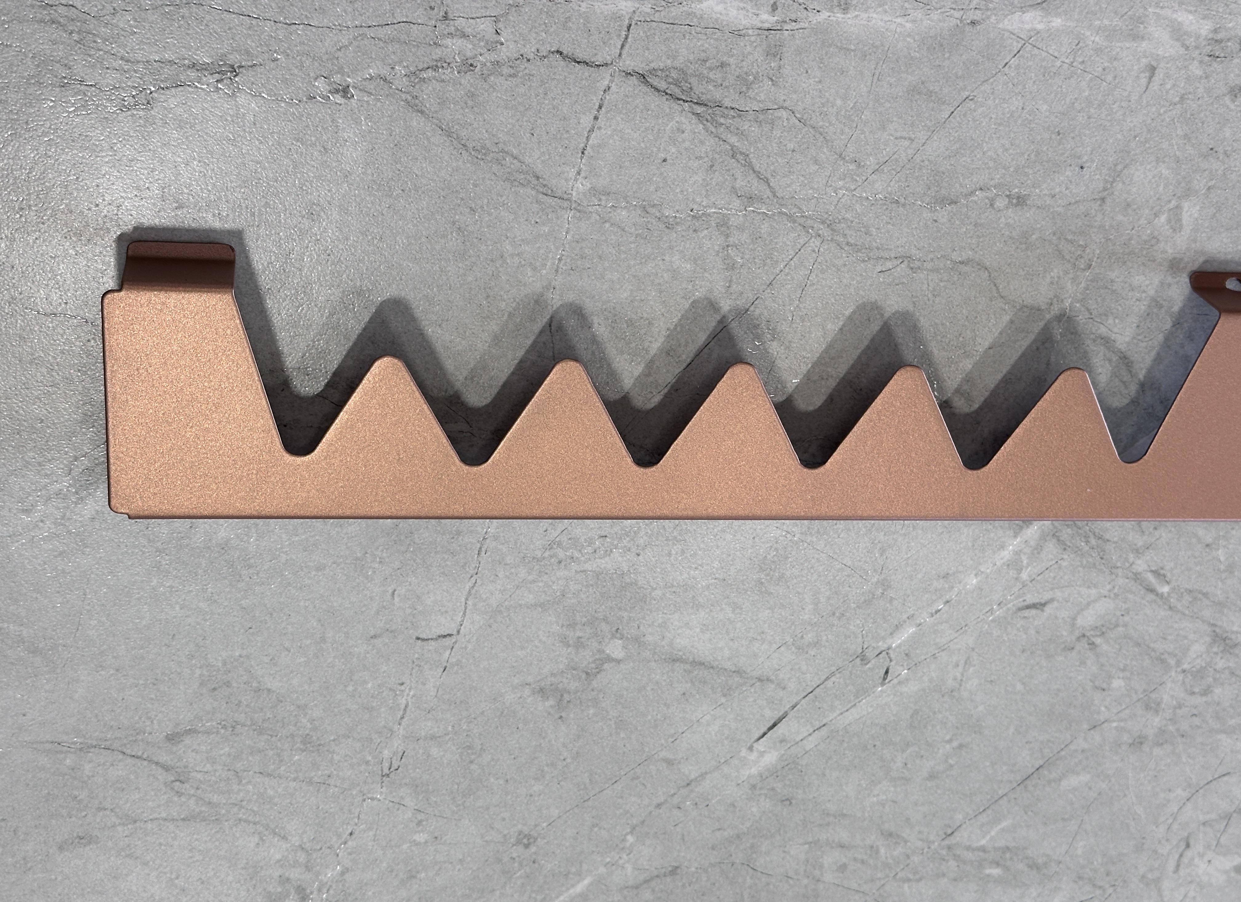 Вешалка Terma Shark 500 мм Bright Cooper (567) - фото 7 Вешалка Terma Shark 500 мм Bright Cooper (567) - фото 7