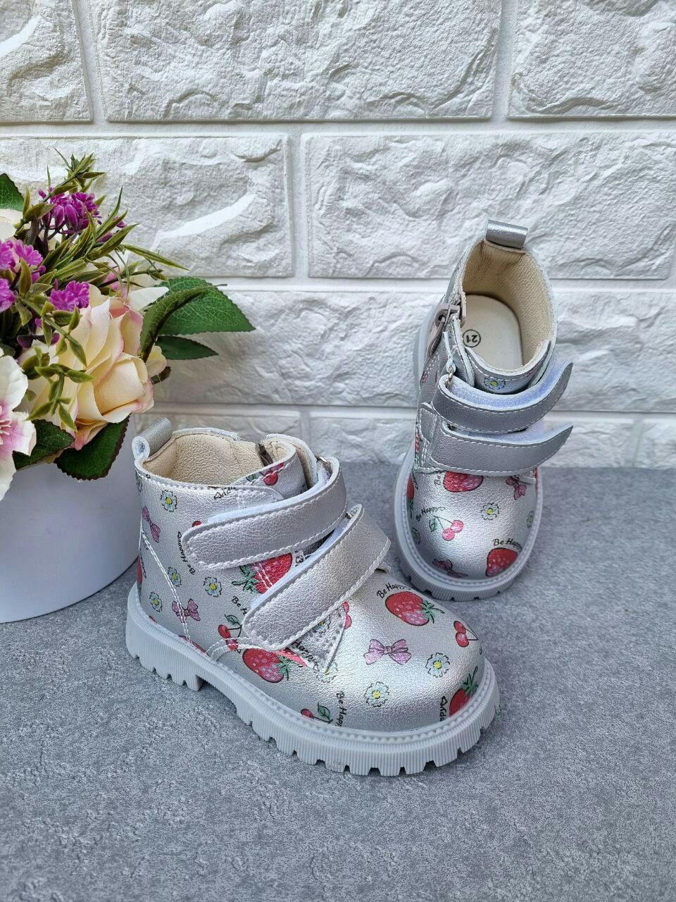 Черевички для дівчинки Clibee 532 р. 23 14,5 см Сріблястий (532)