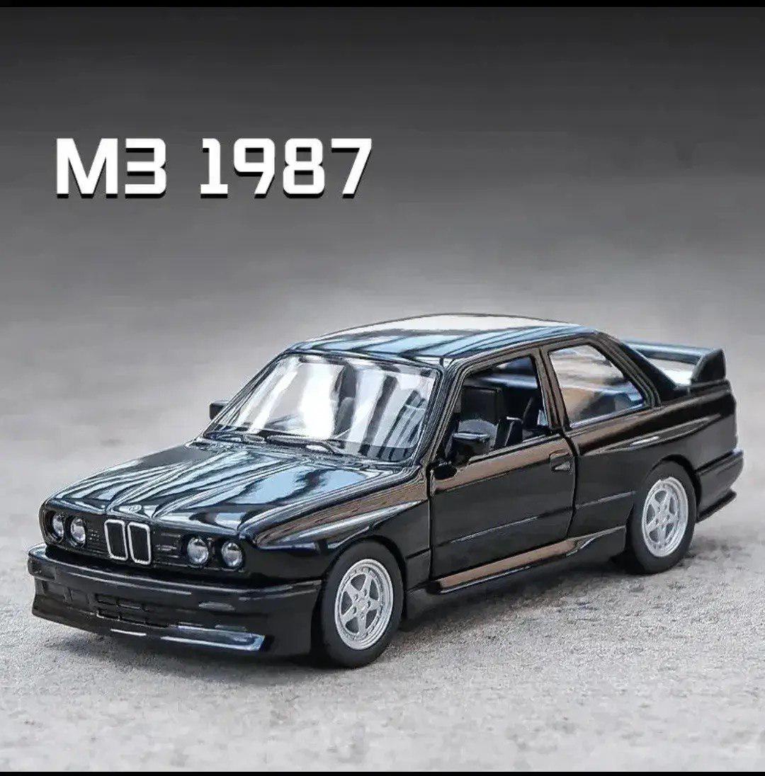 Модель автомобіля BMW M3 E30 1987 1:43 Чорний (2008) - фото 5