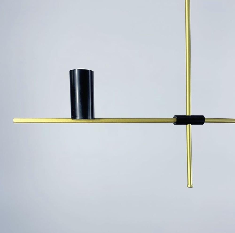 Светильник удлиненный в корпусе с 3-мя черными спотами Золотой (LF_Y 8857B-3) - фото 2 Светильник удлиненный в корпусе с 3-мя черными спотами Золотой (LF_Y 8857B-3) - фото 2