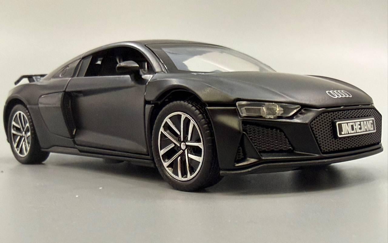 Машинка инерционная АвтоСвіт Audi R8 масштаб 1:32 открывается дверь/капот/багажник 15 см Черный (AP-2108)