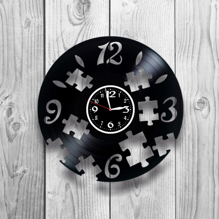 Часы настенные Лофт-винтаж 0136 из виниловой пластинки