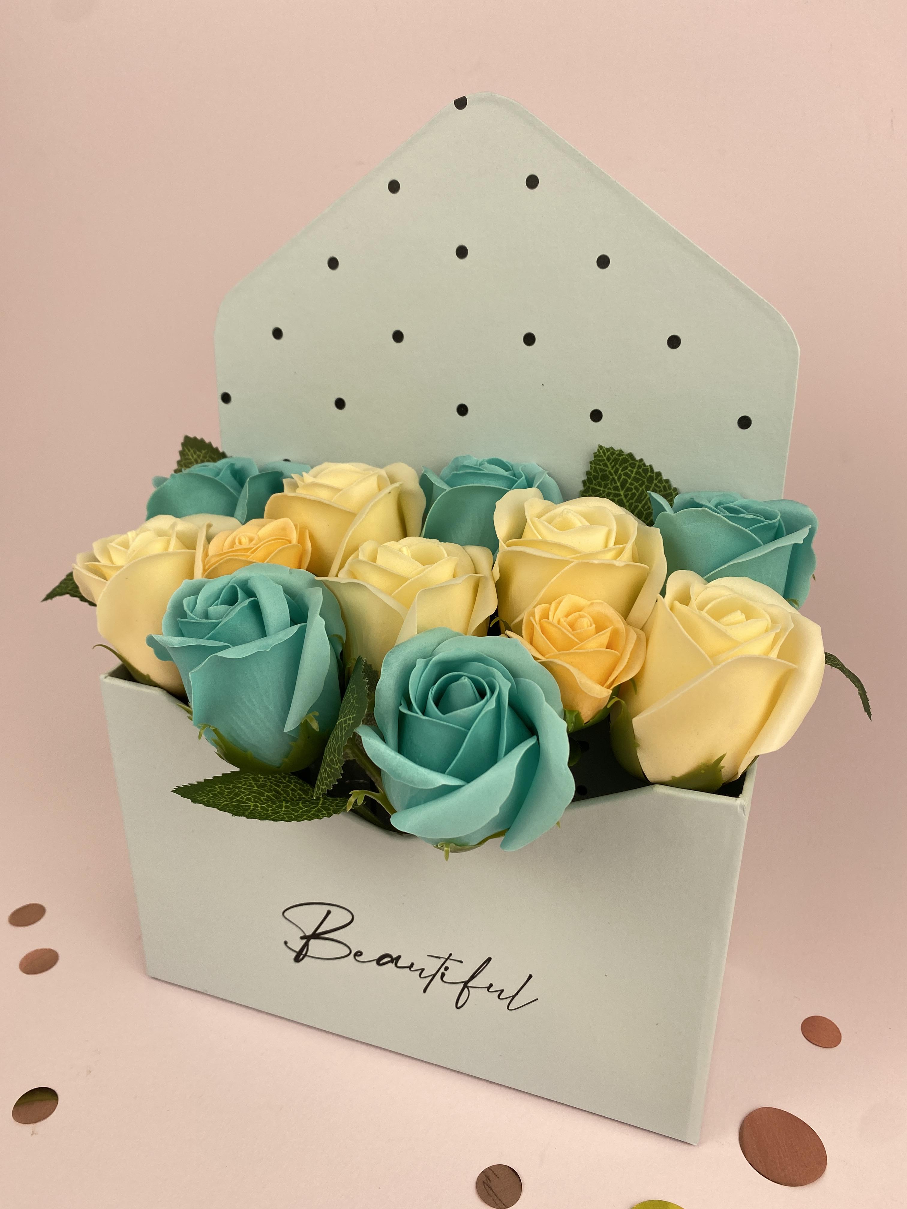 Букет мыльных цветов Желто-голубая любовь (20-0003)