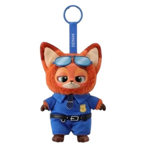 Мягкая игрушка-брелок Зоотрополис Лис в форме 15 см (e0070cc0) Мягкая игрушка-брелок Зоотрополис Лис в форме 15 см (e0070cc0)