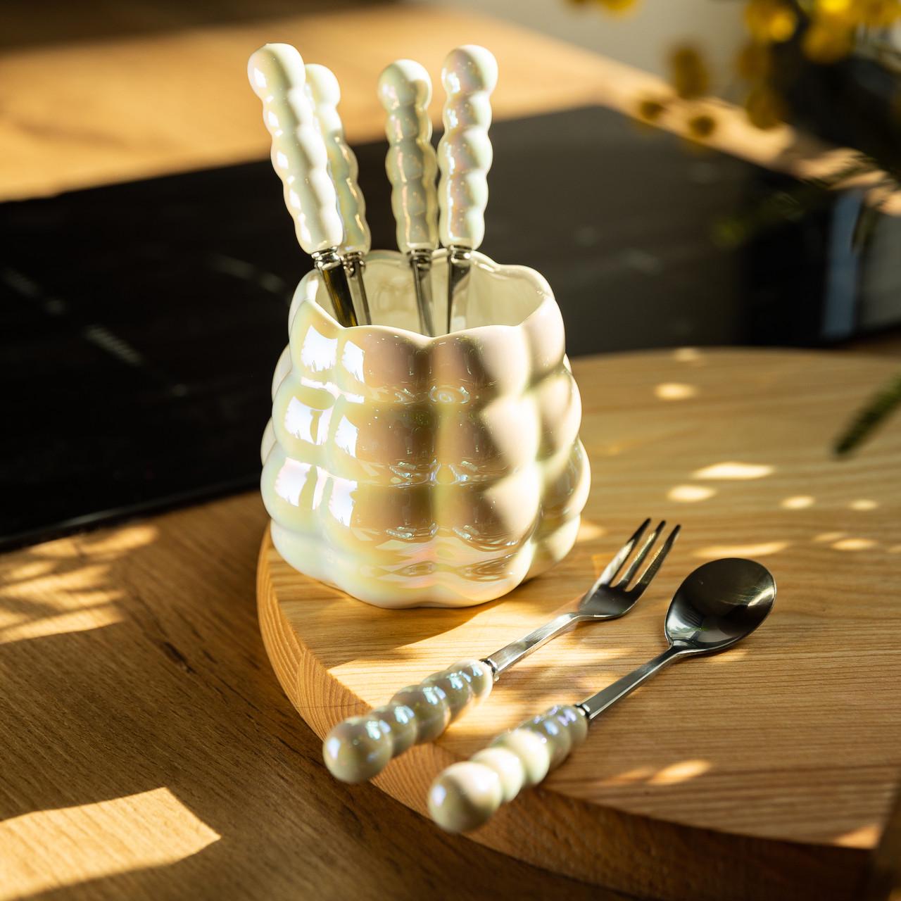 Набір десертних виделок і ложок на 3 персони з підставкою 7 пр. Перламутровий - фото 1 Набір десертних виделок і ложок на 3 персони з підставкою 7 пр. Перламутровий - фото 1