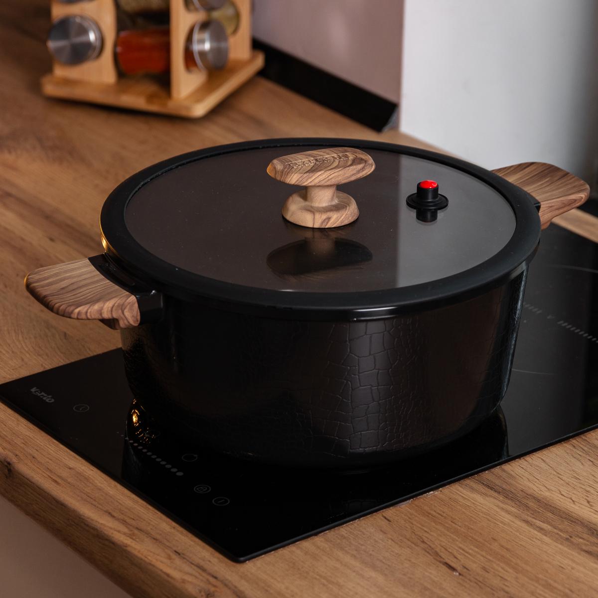 Кастрюля MGC алюминиевая с антипригарным покрытием 3 л Черный (HP-4-453B)