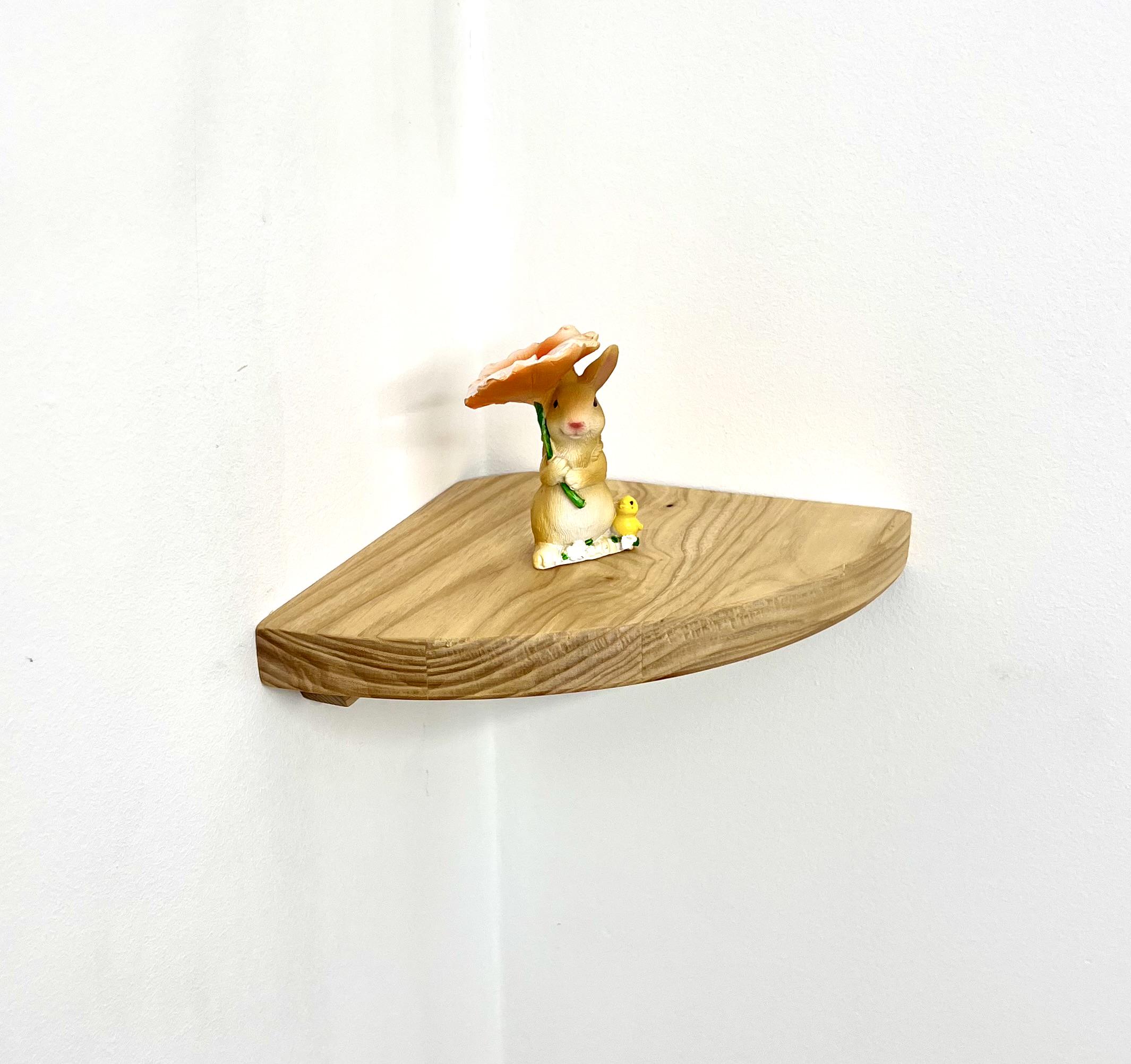 Полка угловая настенная скрытого монтажа ⌀18 см 1 шт. ясень