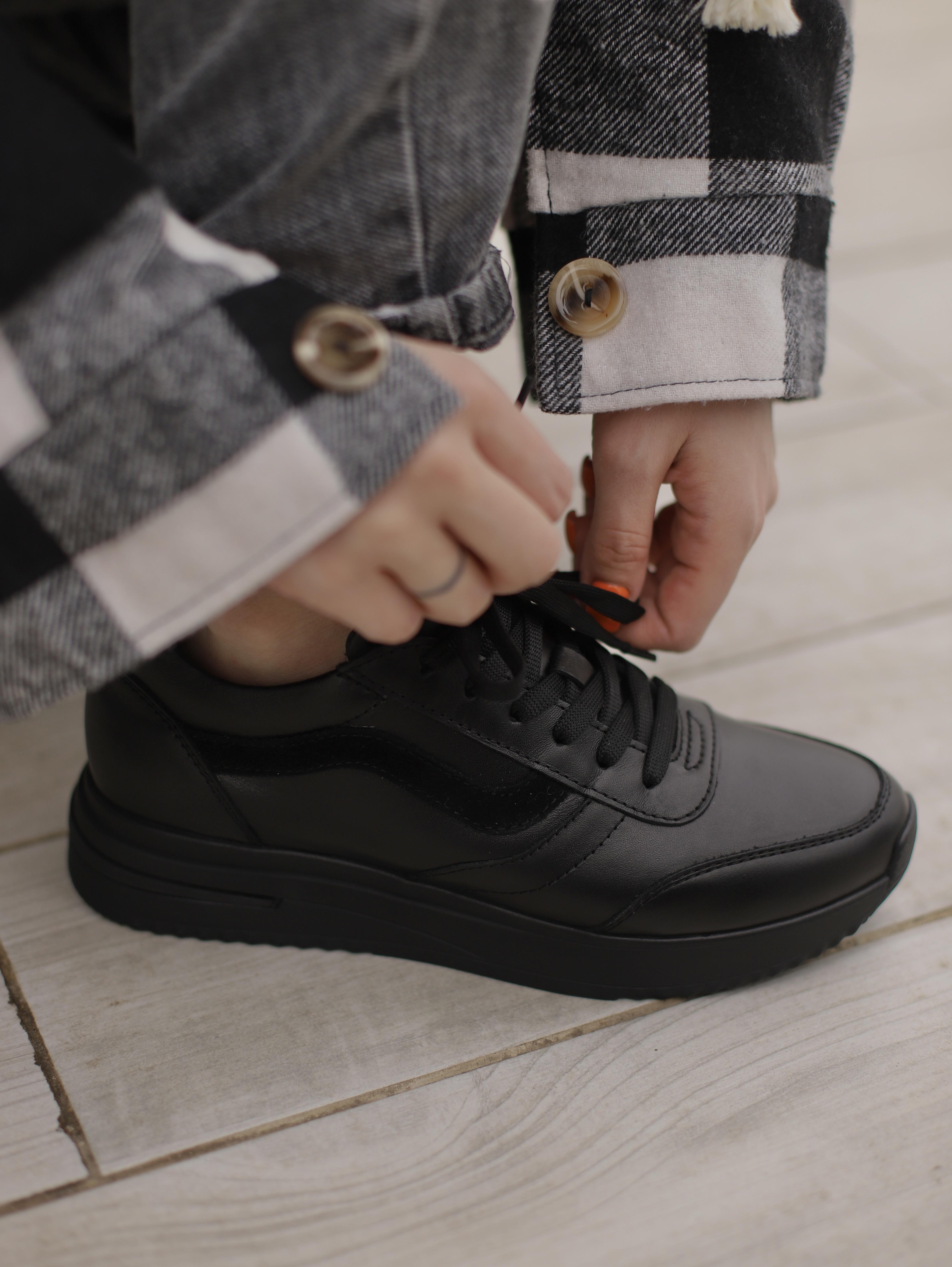 Кроссовки кожаные с замшевыми вставками женские р. 39 25,5 см Черный - фото 2 Кроссовки кожаные с замшевыми вставками женские р. 39 25,5 см Черный - фото 2