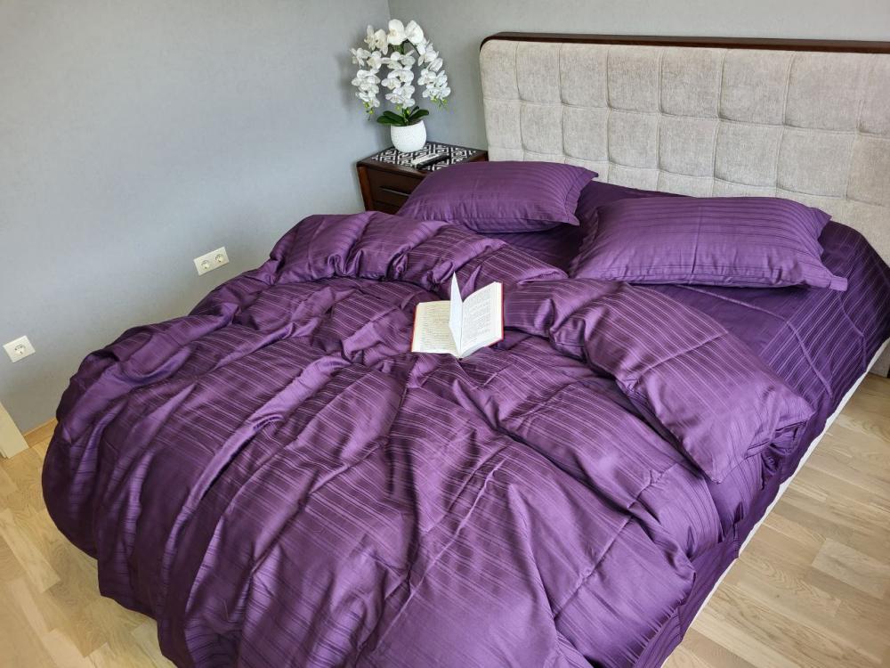 Комплект постельного белья Multi stripe Rich plum двуспальный сатин