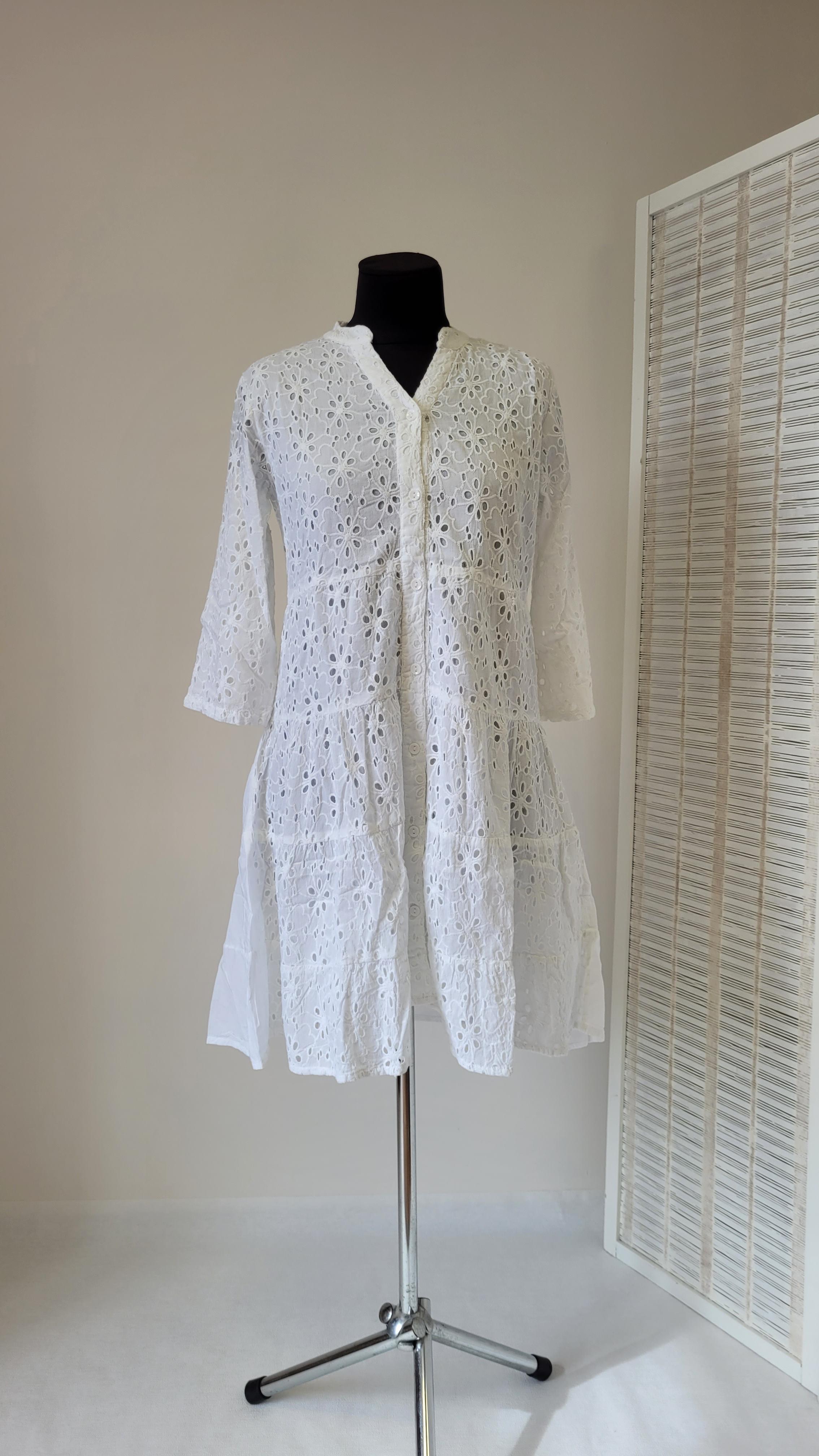 Платье женское летнее с прошвой на пуговицах XL Белый