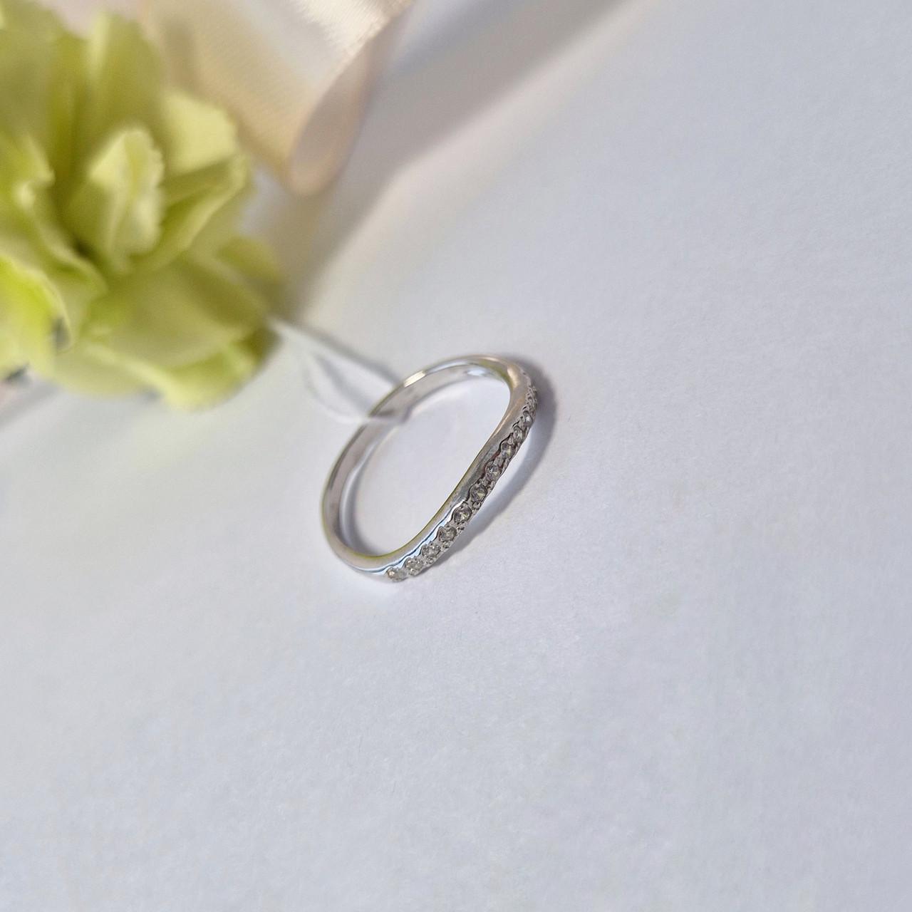 Каблучка мікс з білими каменями срібло 925 проби родоване 1,14 г р. 17 (1166рк)