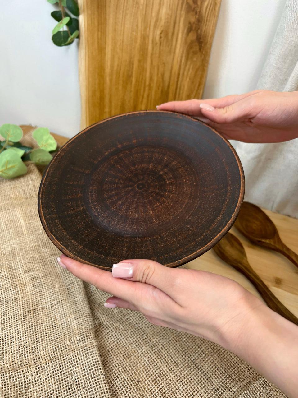 Тарілка керамічна глиняна гладка 21 см (3003-5) - фото 2 Тарілка керамічна глиняна гладка 21 см (3003-5) - фото 2