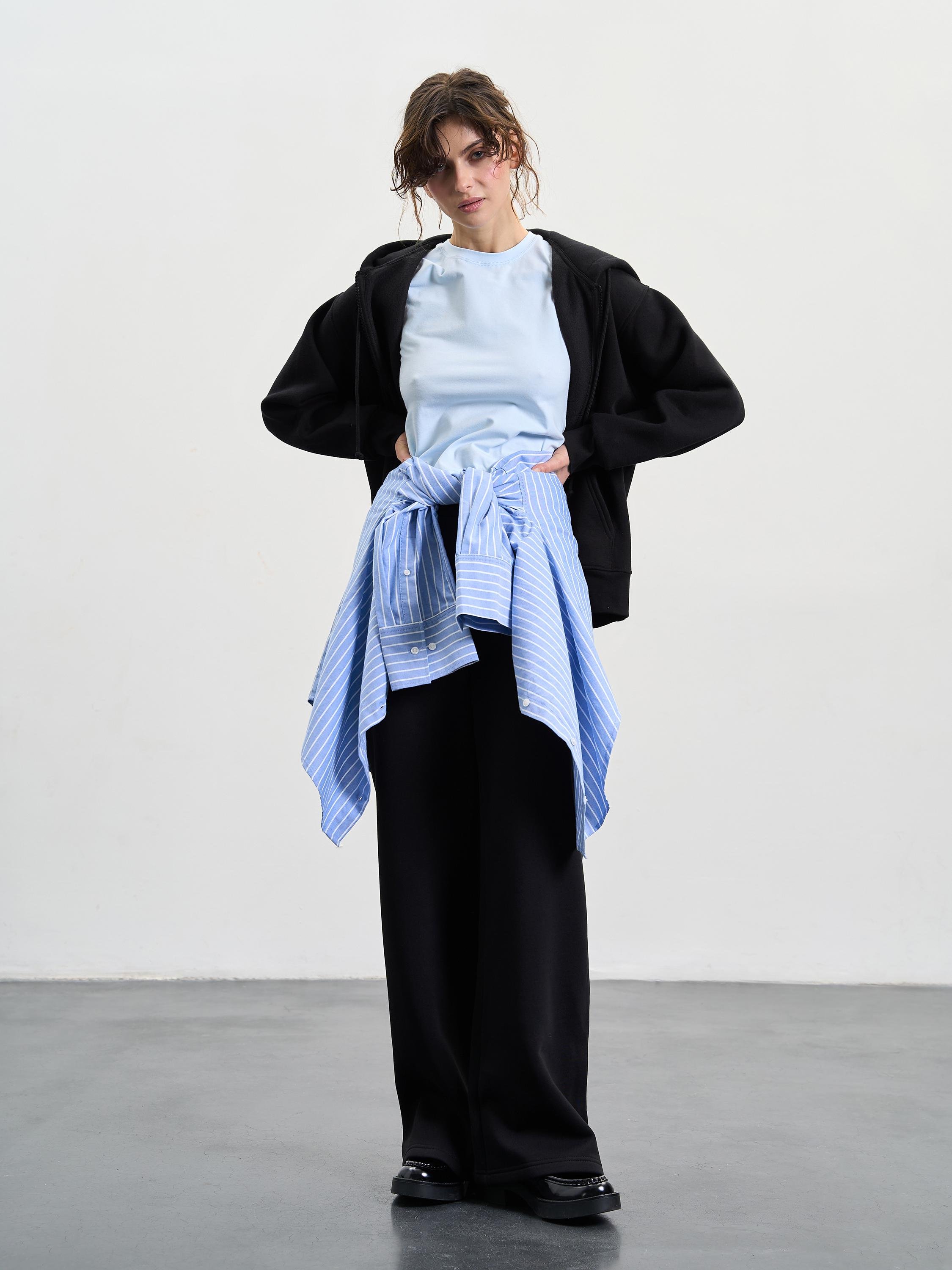 Зіп-худі жіноче утеплене зі спущеним плечем ROZA 240427 XL Чорний (4824005711275) - фото 2