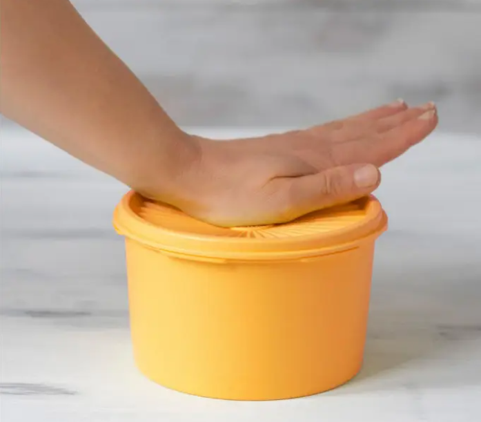 Чаша в одно касание Tupperware 910 мл - фото 3 Чаша в одно касание Tupperware 910 мл - фото 3