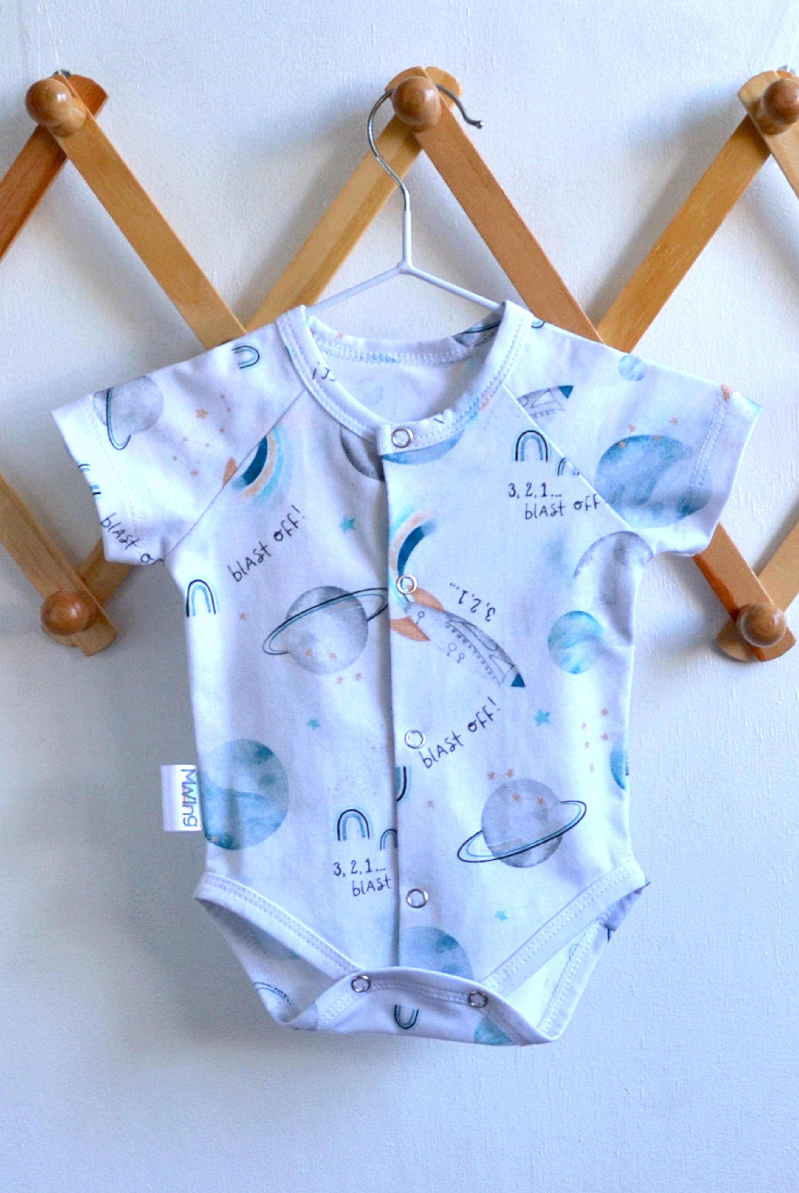 Боди детское унисекс Mwing Scandinavia Космос + шапочка 68 см (063-56-68)