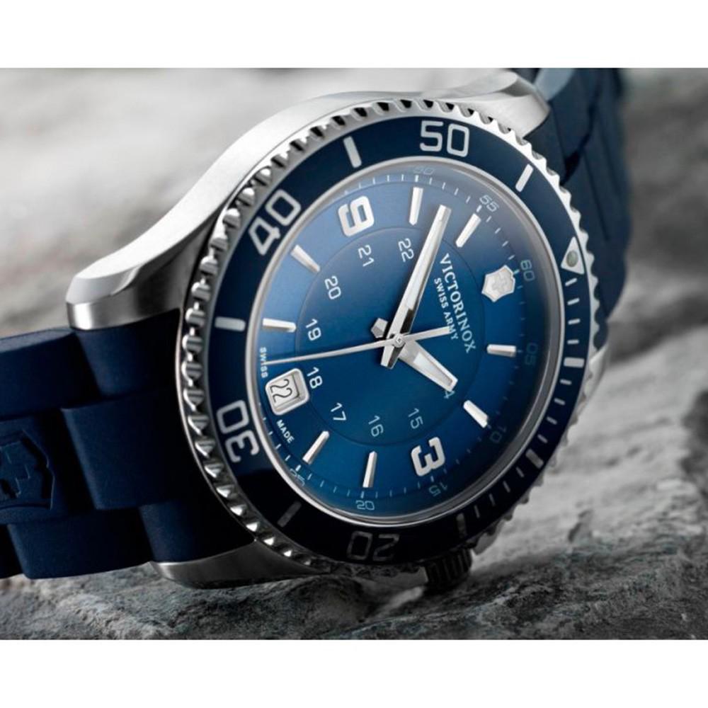 Наручний годинник жіночий Victorinox Swiss Army Maverick Gs кварцевий Silver (V241610) - фото 4 Наручний годинник жіночий Victorinox Swiss Army Maverick Gs кварцевий Silver (V241610) - фото 4