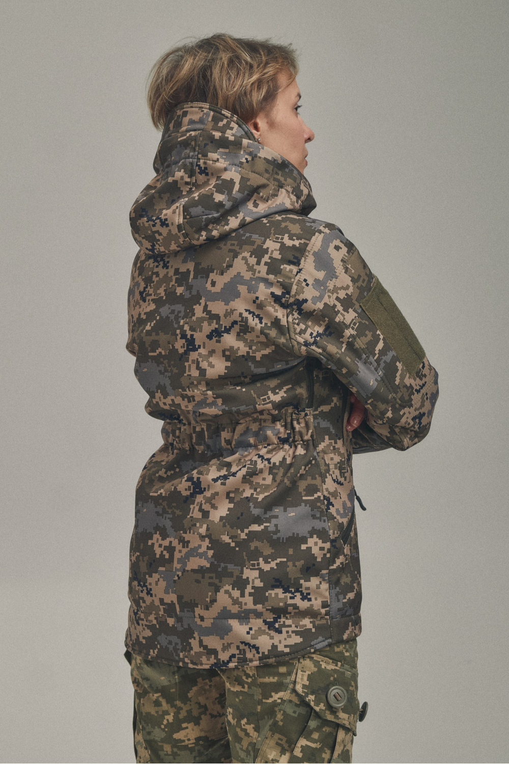 Куртка-трансформер женская зимняя FS Soft Shell 2в1 S Пиксель (АРТ.0821-7-S) - фото 5 Куртка-трансформер женская зимняя FS Soft Shell 2в1 S Пиксель (АРТ.0821-7-S) - фото 5