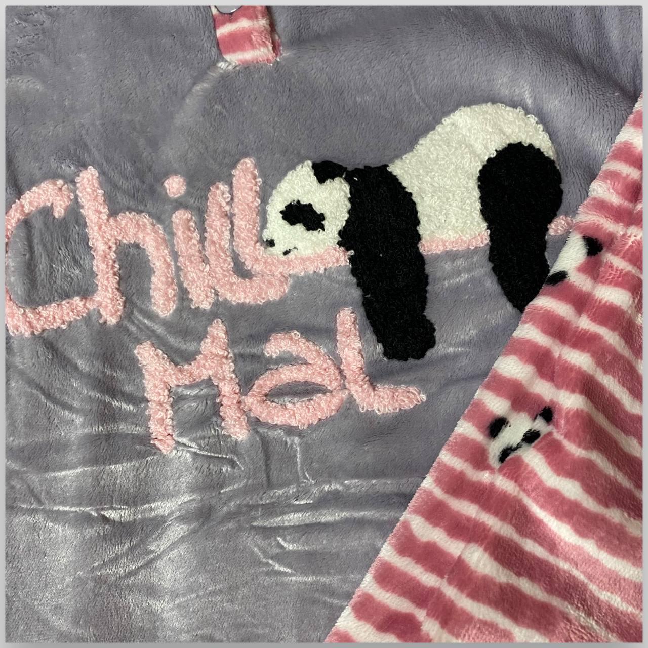 Пижама женская плюшевая Chill Panda XL (X12587) - фото 6 Пижама женская плюшевая Chill Panda XL (X12587) - фото 6