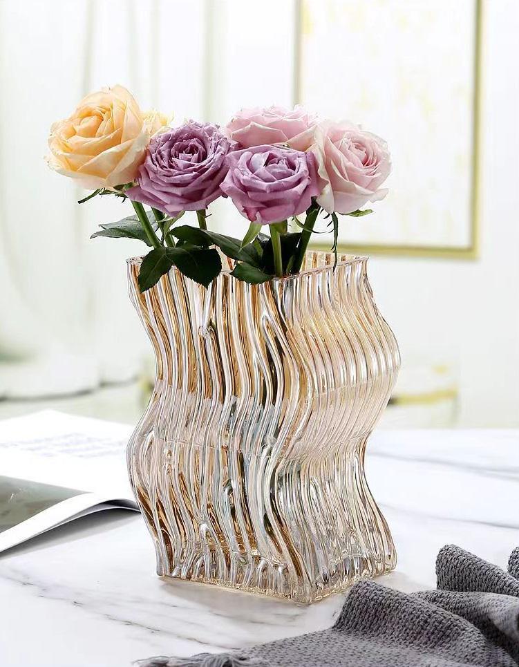 Ваза для квітів 14192 9х14,5х26,5 см Бурштинова (4704996) Ваза для квітів 14192 9х14,5х26,5 см Бурштинова (4704996)