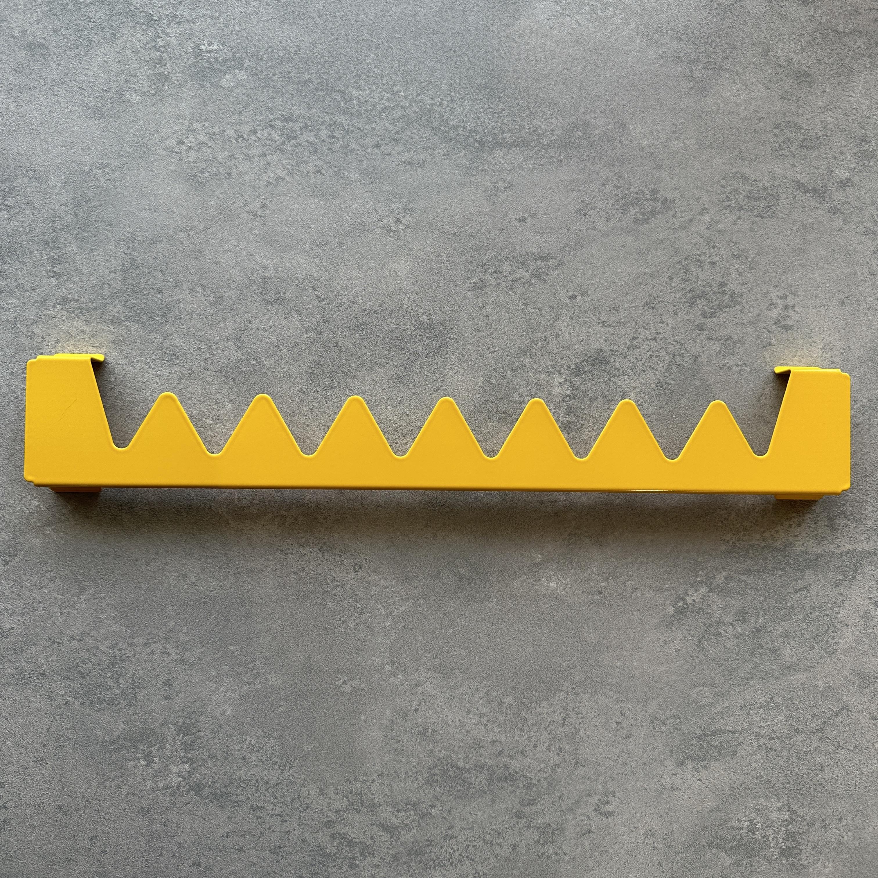 Вешалка Terma Shark 500 мм Soft 1023 Желтый матовый (260) - фото 3 Вешалка Terma Shark 500 мм Soft 1023 Желтый матовый (260) - фото 3