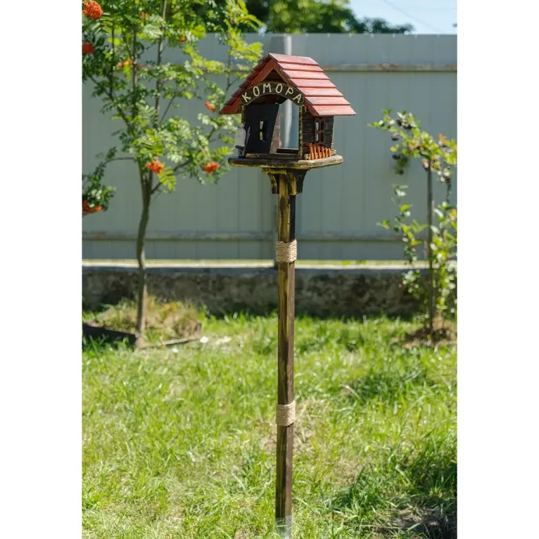 Кормушка для птиц Комора на ножке из дерева 30×29×27 см - фото 7 Кормушка для птиц Комора на ножке из дерева 30×29×27 см - фото 7