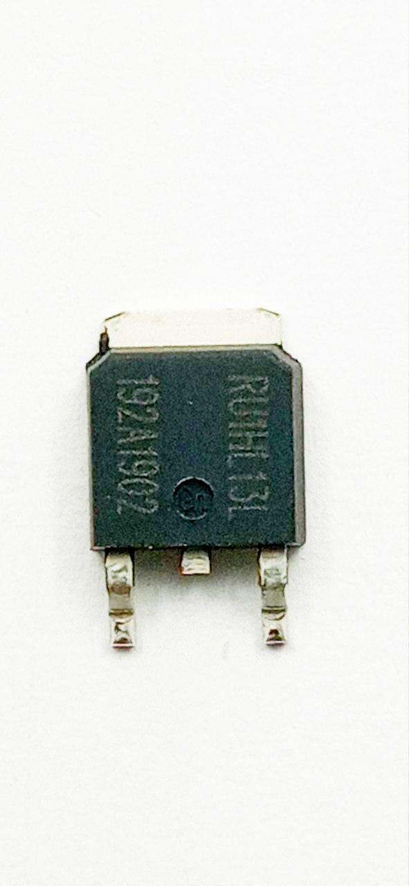 Транзистор RU1HL13L p-channel 100V 13A 160mOm TO-252 (33883)