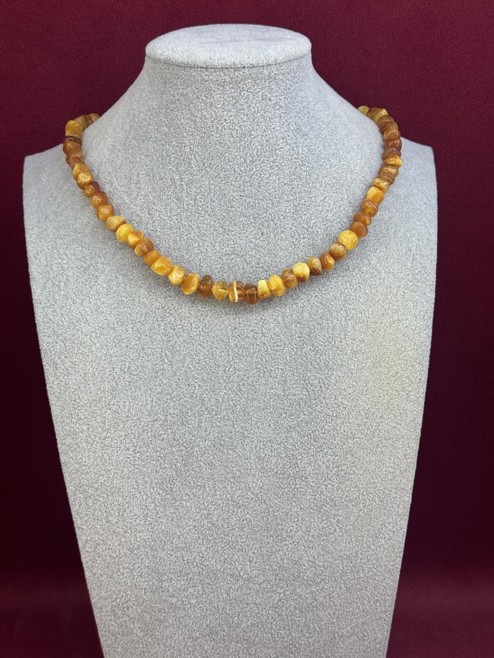 Буси з бурштину лікувальні 46 см (н-833)