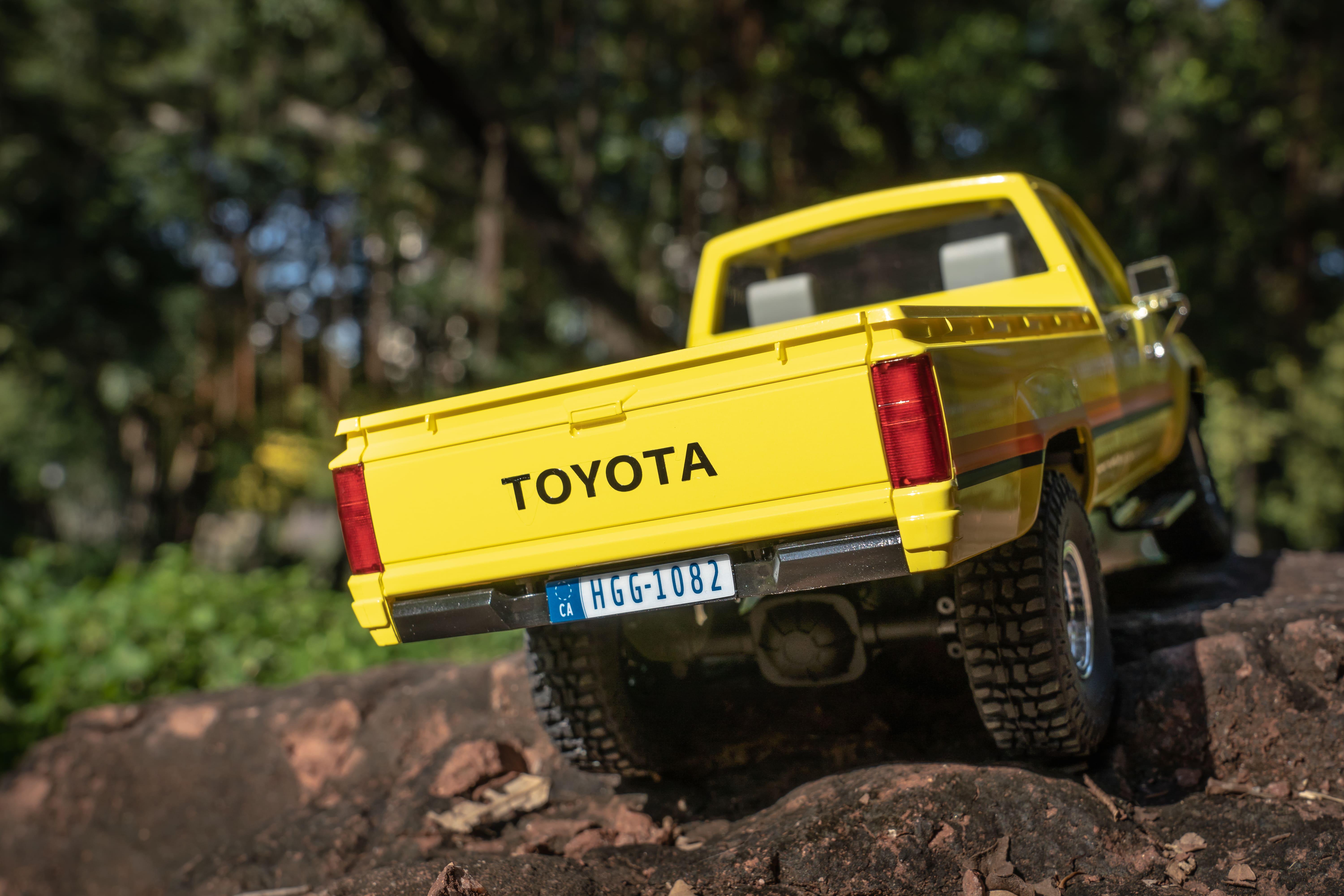 Машинка на радіокеруванні FMS 1:18 Toyota Hilux RTR - фото 14 Машинка на радіокеруванні FMS 1:18 Toyota Hilux RTR - фото 14