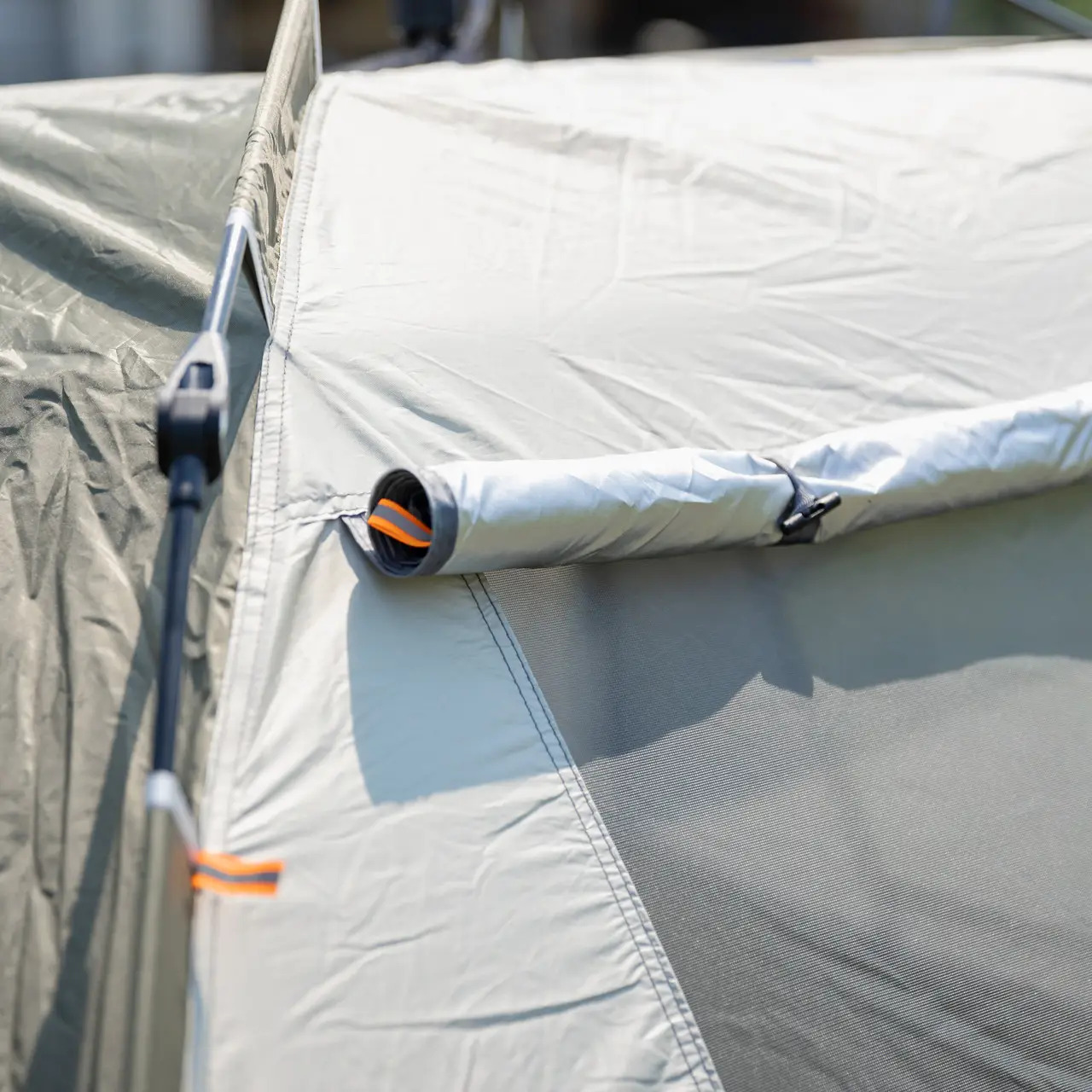 Палатка туристическая LUGI camping автоматическая с москитной сеткой и окнами с ковриком при входе 200х195х140 см (5b2b801e) - фото 11