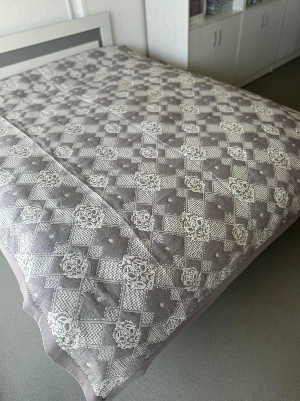 Покрывало для дома гипоаллергенное евро 200х230 см Темно-серый (П4К-al-lyon25-003) - фото 2 Покрывало для дома гипоаллергенное евро 200х230 см Темно-серый (П4К-al-lyon25-003) - фото 2