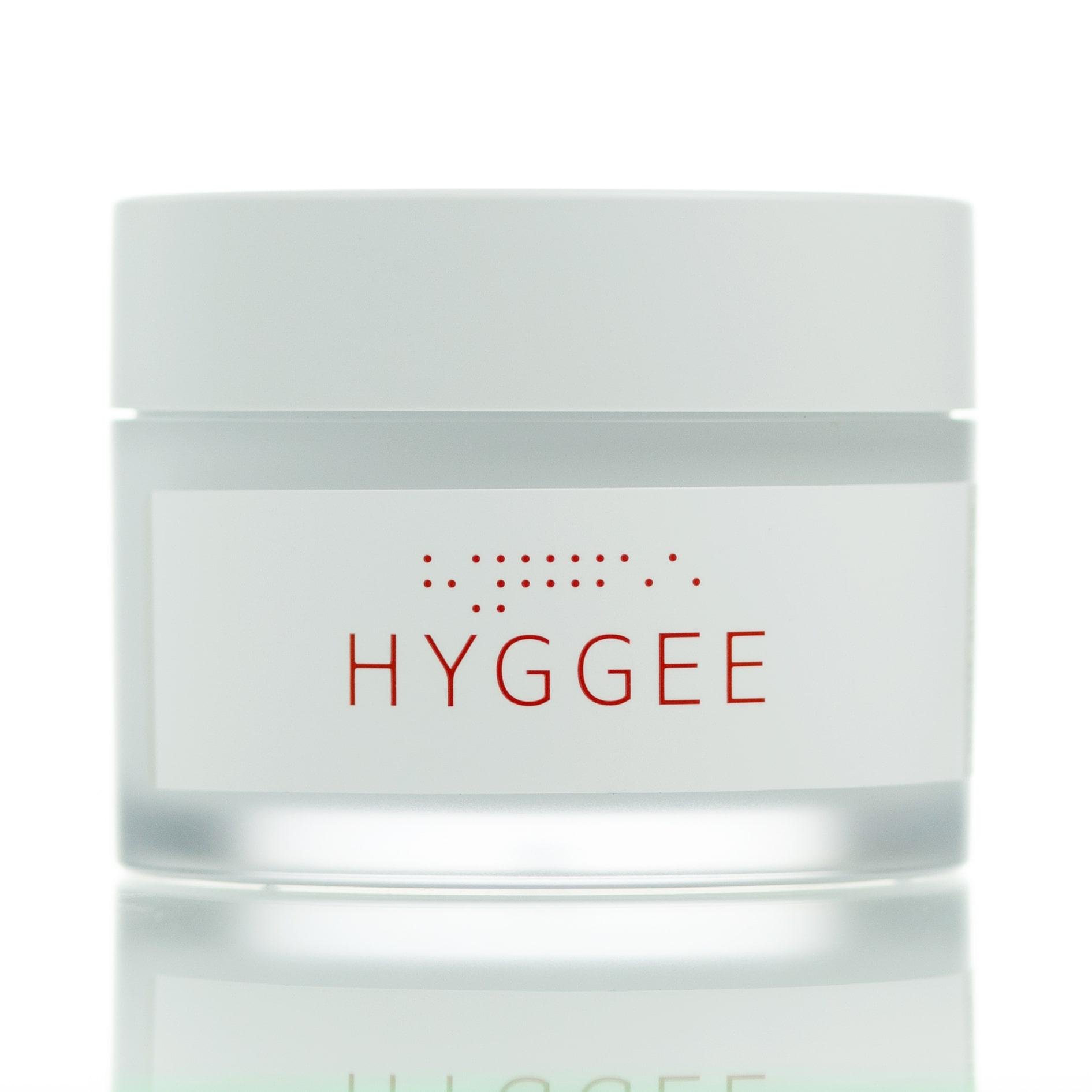 Крем увлажняющий осветляющий с растительными маслами Hyggee All In One Care Cream 80 мл - фото 1