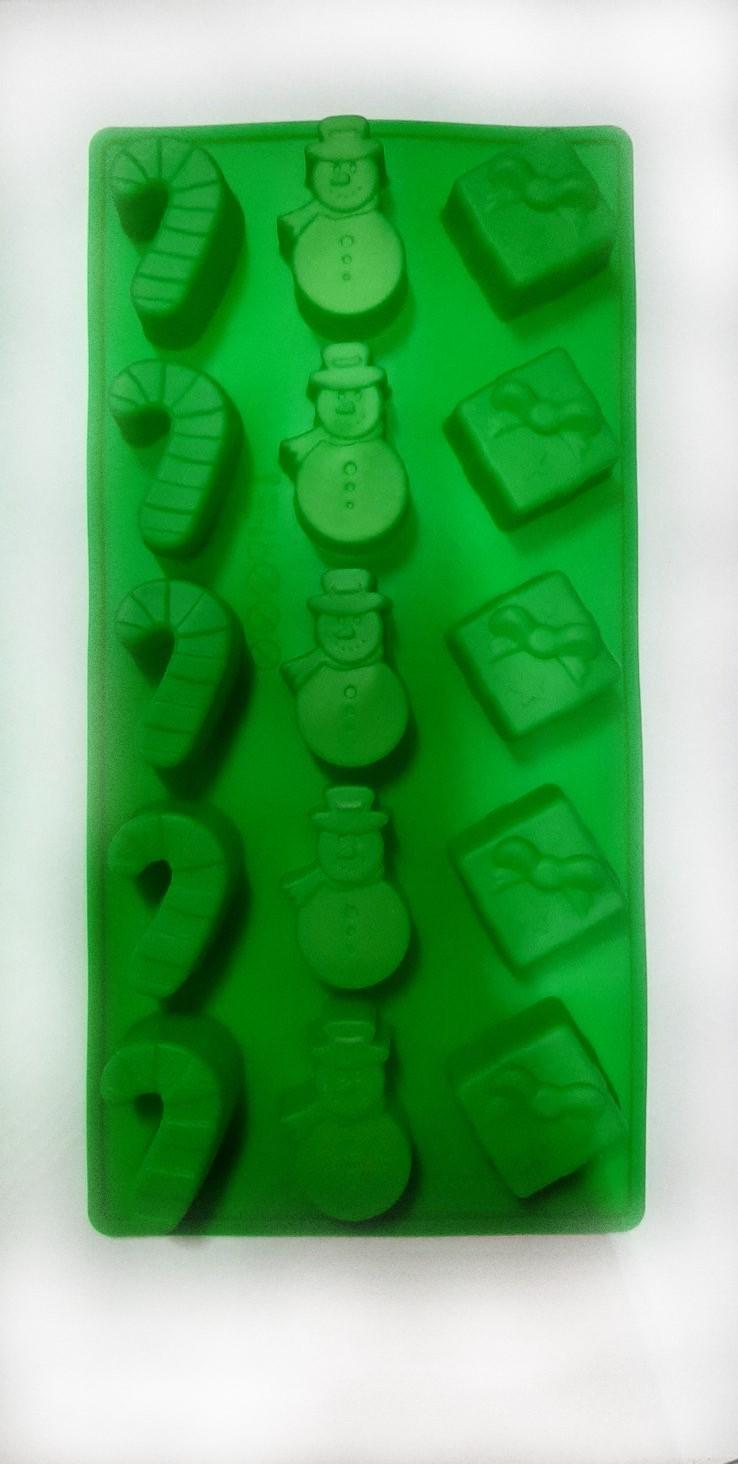 Силиконовая форма Новогодние мотивы НН-535 15 ячеек Зеленый