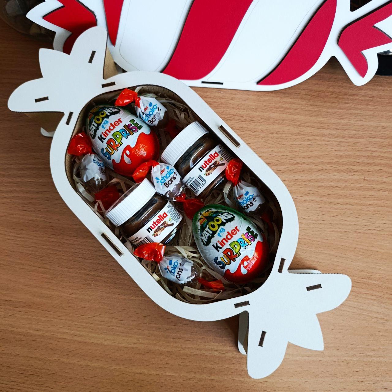 Бокс з кіндерами та солодощами для дитини (ar314)