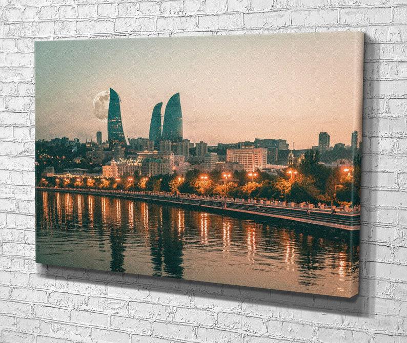 Картина для интерьера Панорама Баку 80x54 см (743)