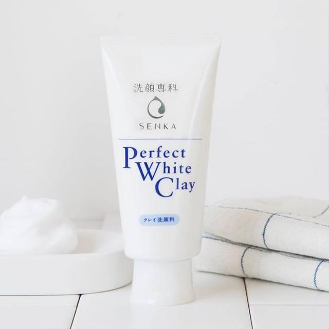 Пенка для умывания аминокислотная Shiseido Senka Perfect Whip White Clay с белой глиной 120 мл (0602024)