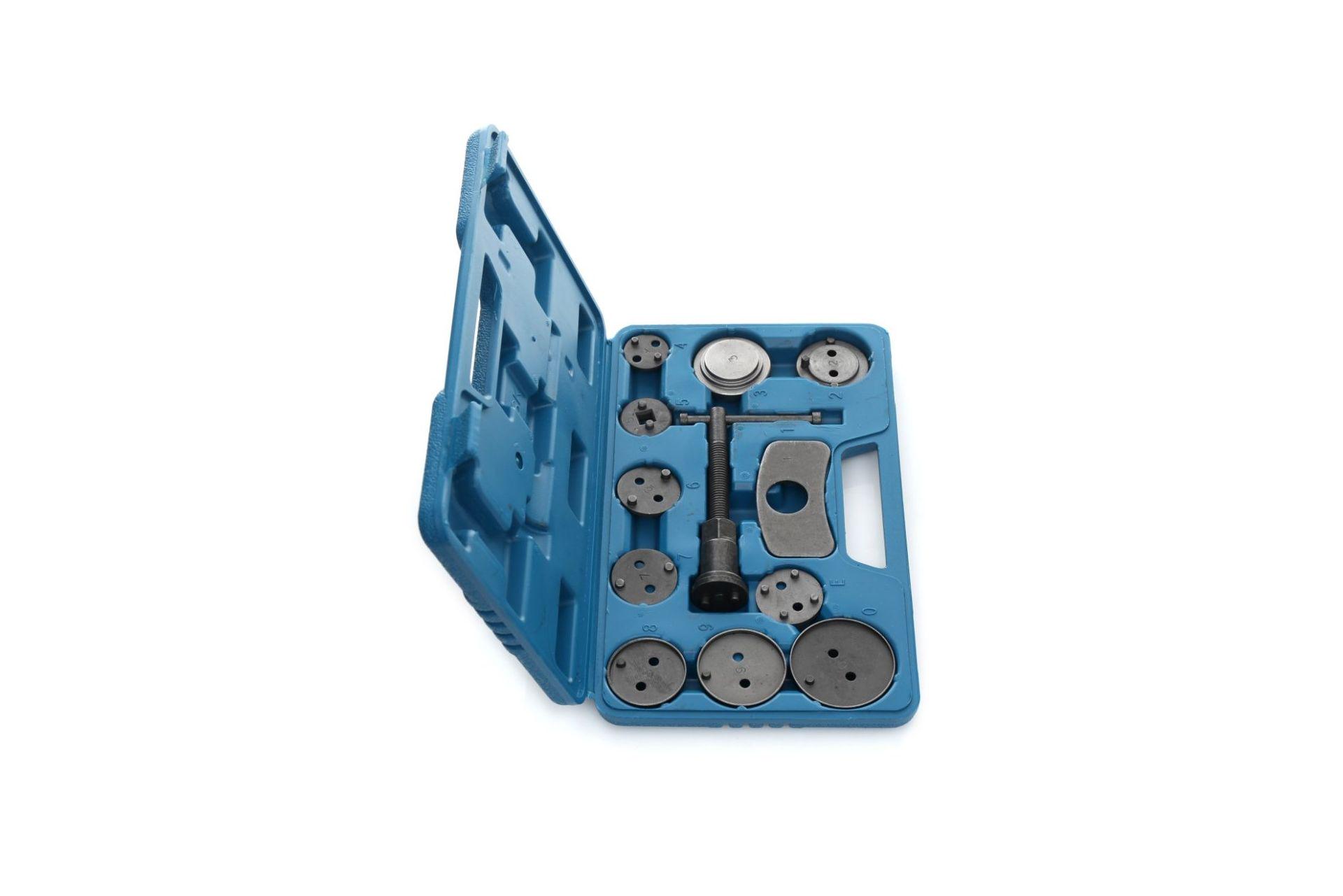 Комплект для запресовування гальмівних поршнів TAGRED ТА1370 12 ел. + валіза (11483461) - фото 2 Комплект для запресовування гальмівних поршнів TAGRED ТА1370 12 ел. + валіза (11483461) - фото 2