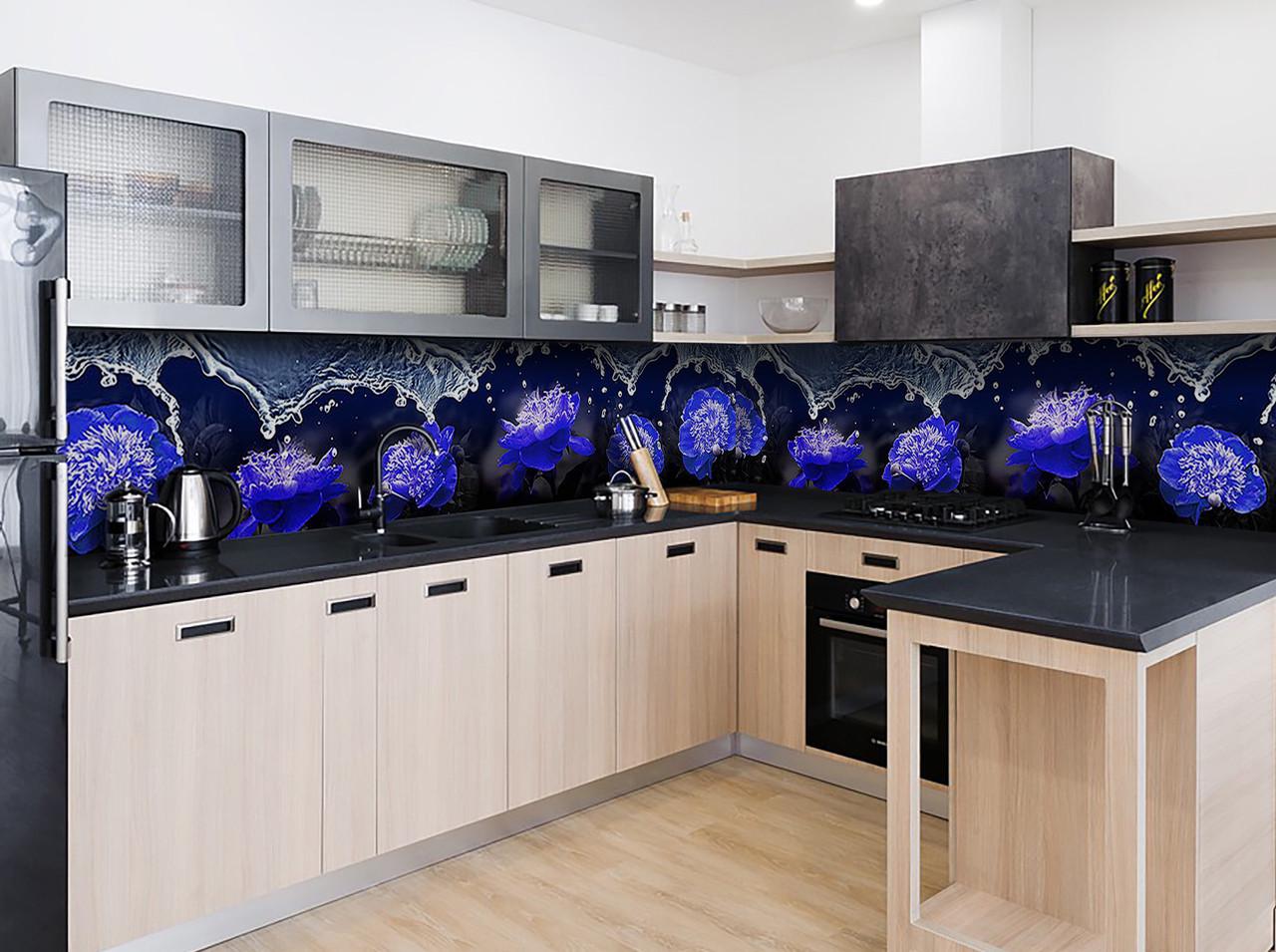 Кухонный фартук Синие пионы с самоклеющейся виниловой пленки 65х250 см Черный