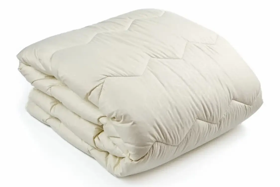 Ковдра двоспальна бавовняна стьобана Vladi 21393 170x210 см Молочний (8-6-5148732) Ковдра двоспальна бавовняна стьобана Vladi 21393 170x210 см Молочний (8-6-5148732)