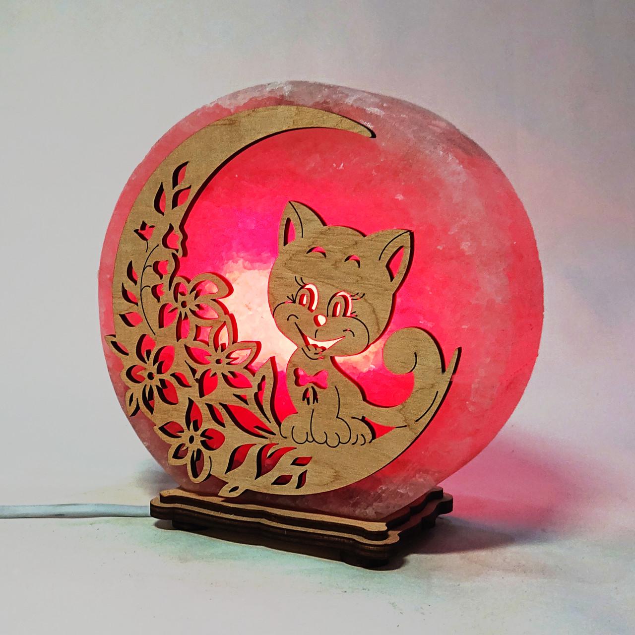 Соляной светильник Кот и цветы на луне (KБ-00011-r)