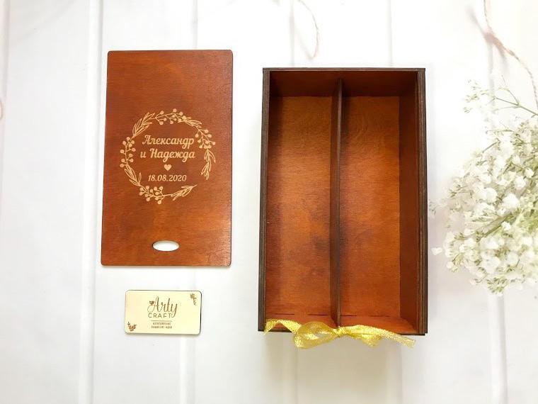 Бокалы для шампанского Bohemia Angela с гравировкой именами и датой в деревянной коробке Красное дерево (1144) - фото 3 Бокалы для шампанского Bohemia Angela с гравировкой именами и датой в деревянной коробке Красное дерево (1144) - фото 3