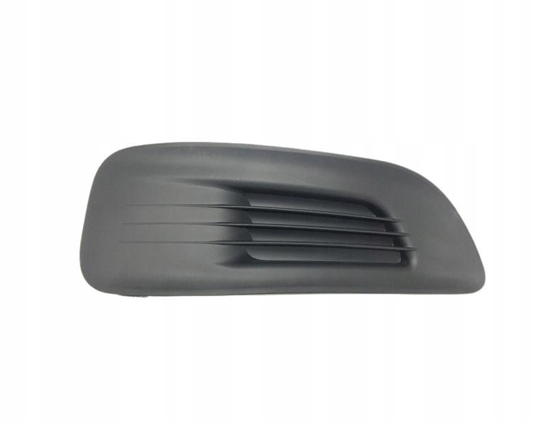 Решетка бампера AVTM Citroen C4 10-17 правая без отверстий противотуманка (745364 182036914)