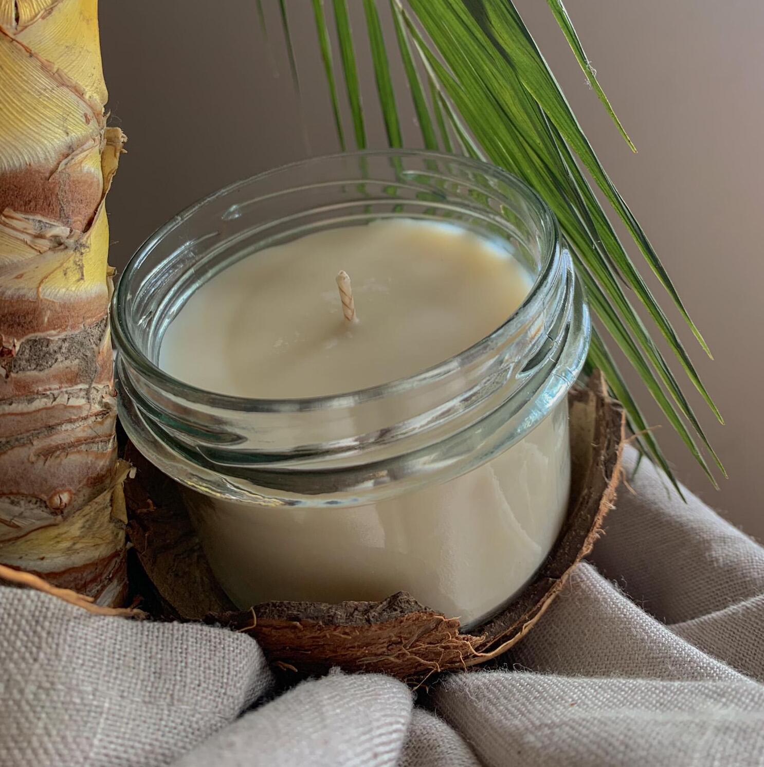 Свічка ароматична Malina Candles Pina Colada 200 мл