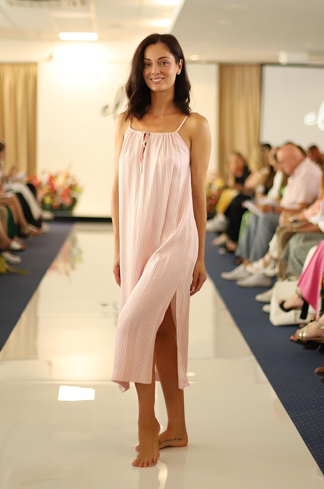 Ночная рубашка-сарафан женский Ellen sentiment 128/07/01 S Розовый