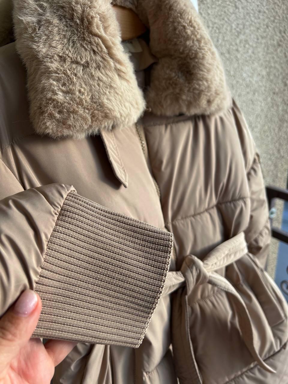 Куртка жіноча Snow Passion 6211 пілот з поясом хутро подовжена р. 48 Бежевий (1009) - фото 4 Куртка жіноча Snow Passion 6211 пілот з поясом хутро подовжена р. 48 Бежевий (1009) - фото 4