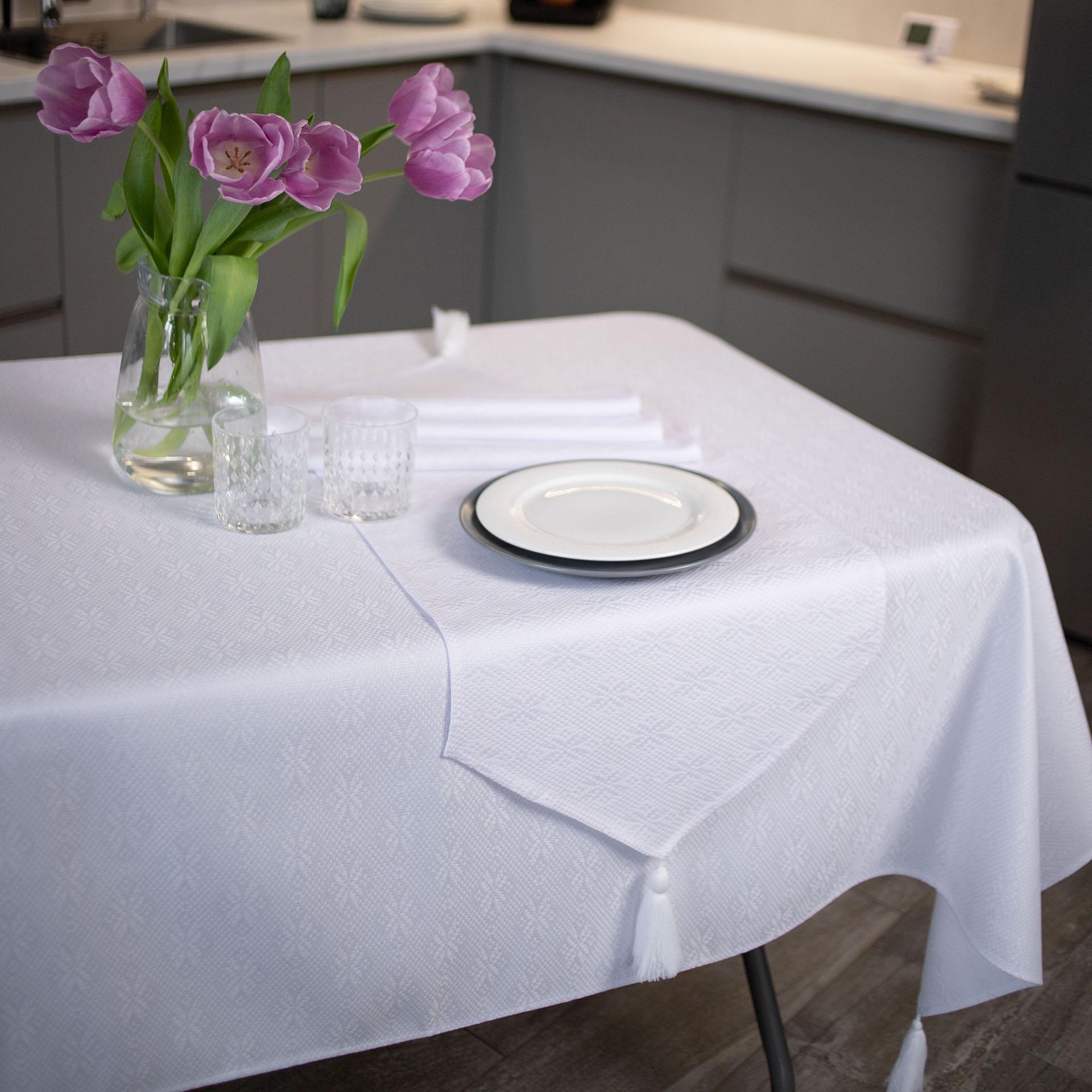 Дорожка на стол Едельвіка Айвенго 1,40x0,40 м Белый (370-23/00) - фото 2 Дорожка на стол Едельвіка Айвенго 1,40x0,40 м Белый (370-23/00) - фото 2