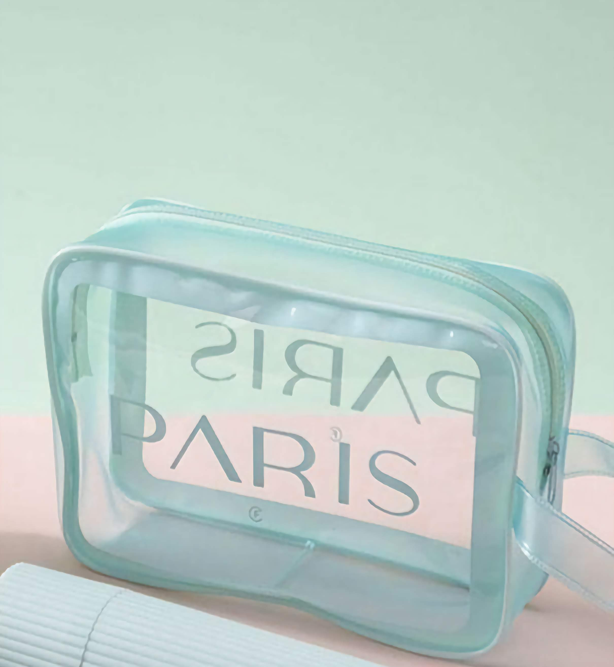 Косметичка влагостойкая для банных принадлежностей 208х65х14 см Мятный