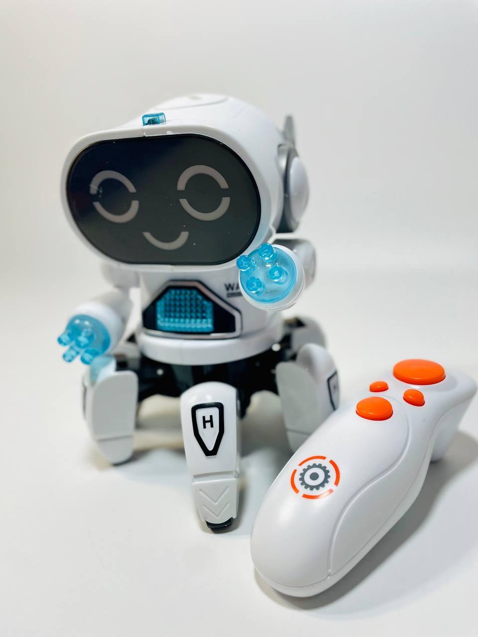 Робот на радиоуправлении TK Group Смартбот 41852 36 сказки/песни/двигается/танцует/подсвечивается