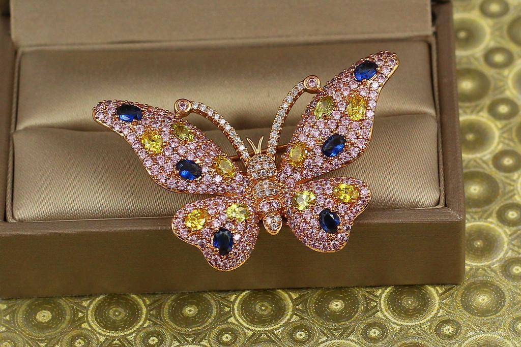 Брошь Xuping Jewelry Бабочка с желтыми и синими камнями Золотистый (2198971491)