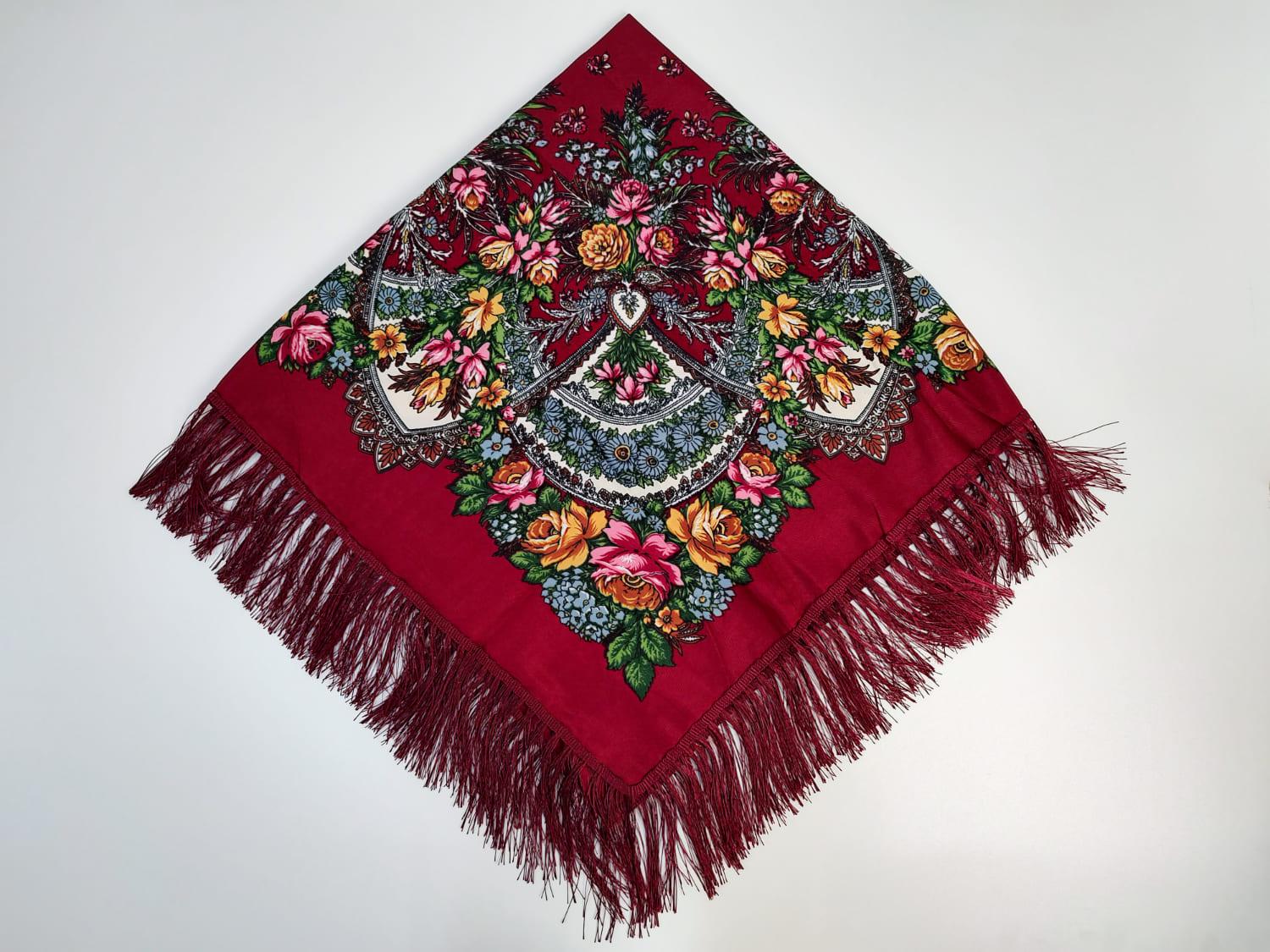 Платок Розы и полевые цветы 120х120 см Бордовый М35 (29416877)