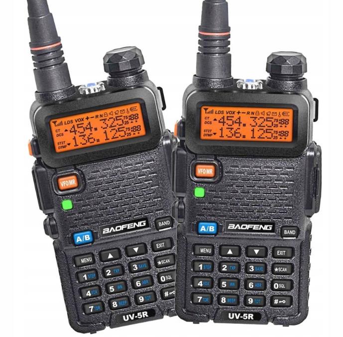 Комплект раций Baofeng UV-5R 2 шт. MAX 5 Ватт/батарея 1800 мАч FM приемник